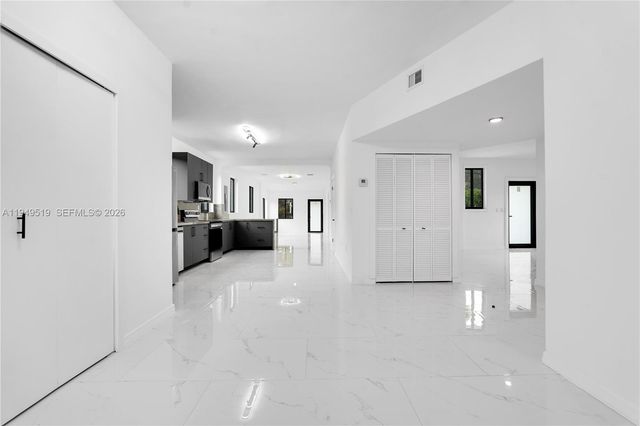 972 SW 44th Ave, Miami, FL 33134