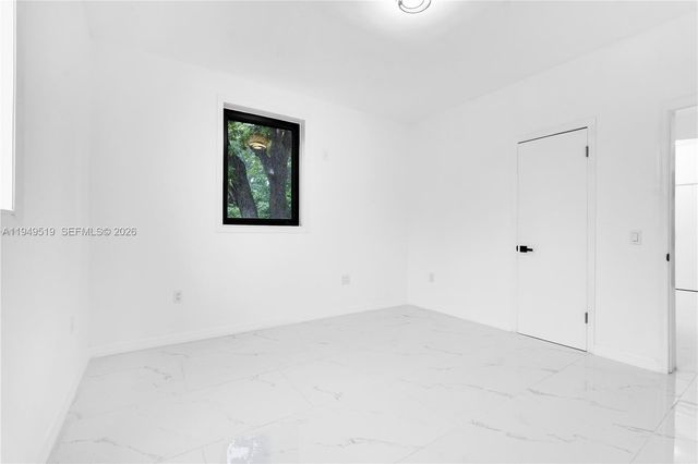 972 SW 44th Ave, Miami, FL 33134