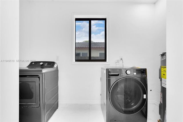 972 SW 44th Ave, Miami, FL 33134