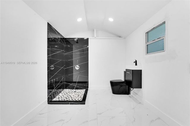 972 SW 44th Ave, Miami, FL 33134