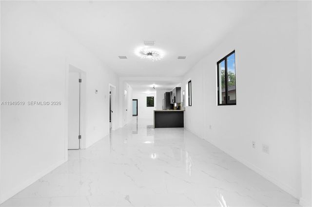 972 SW 44th Ave, Miami, FL 33134