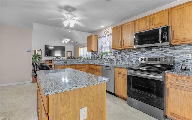 251 Fallawater WAY, Suffolk, VA 23434