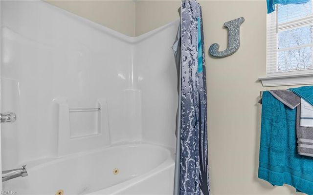 251 Fallawater WAY, Suffolk, VA 23434