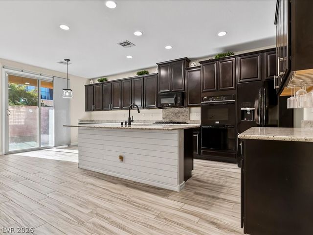 12437 Mosticone Way, Las Vegas, NV 89141