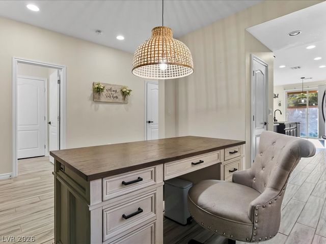 12437 Mosticone Way, Las Vegas, NV 89141