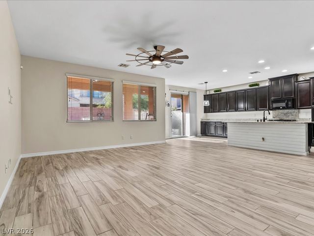 12437 Mosticone Way, Las Vegas, NV 89141