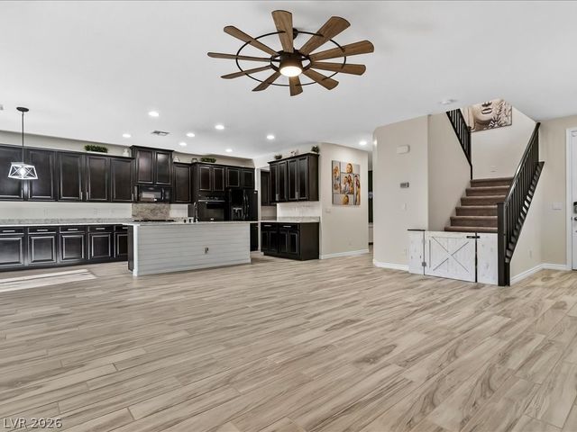 12437 Mosticone Way, Las Vegas, NV 89141