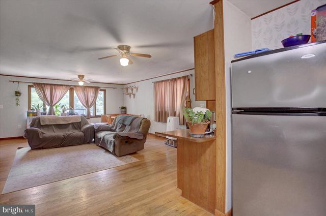 215 PINE RIDGE LN, Fayetteville, PA 17222