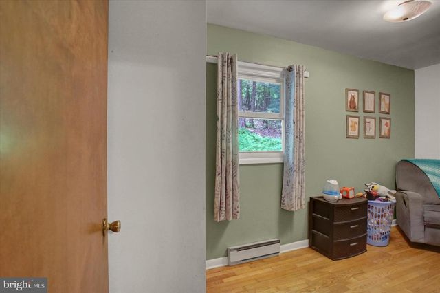 215 PINE RIDGE LN, Fayetteville, PA 17222