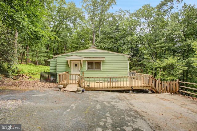 215 PINE RIDGE LN, Fayetteville, PA 17222