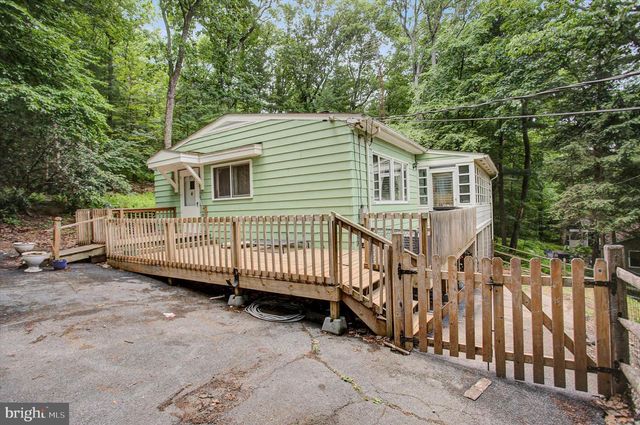 215 PINE RIDGE LN, Fayetteville, PA 17222