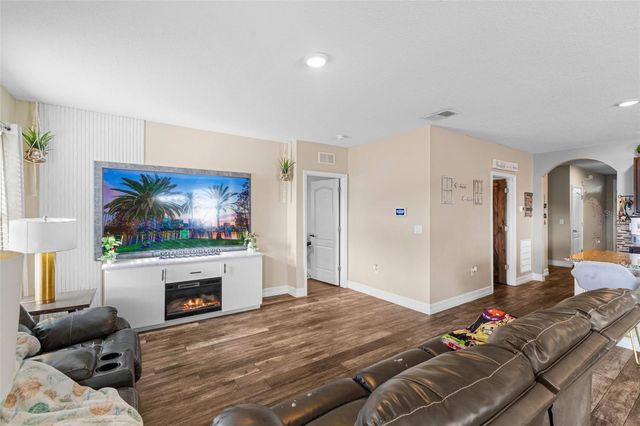 619 ASTOR DRIVE, Haines City, FL 33844