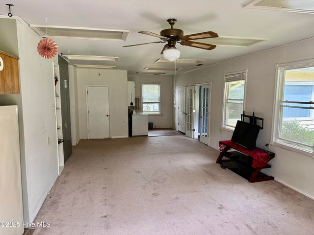 109 Wilderness Drive, Pikeville, NC 27863