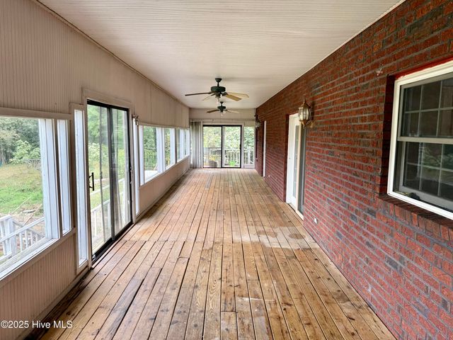 109 Wilderness Drive, Pikeville, NC 27863