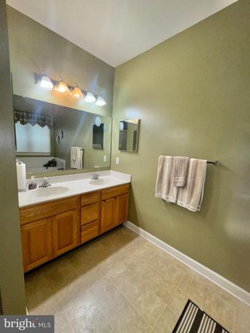 231 FOXGLOVE LOOP, Bear, DE 19701