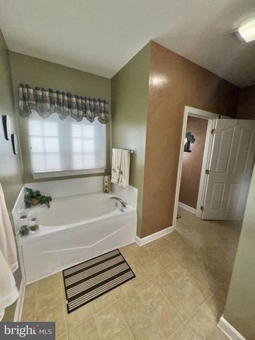 231 FOXGLOVE LOOP, Bear, DE 19701