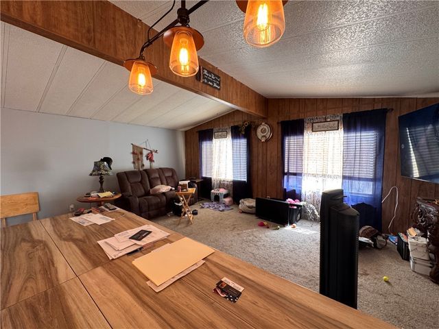 4517 N N Thurman Dr Drive, Golden Valley, AZ 86413