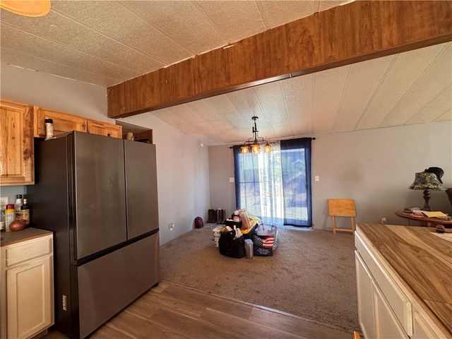 4517 N N Thurman Dr Drive, Golden Valley, AZ 86413