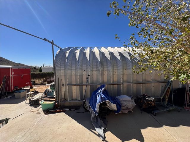 4517 N N Thurman Dr Drive, Golden Valley, AZ 86413