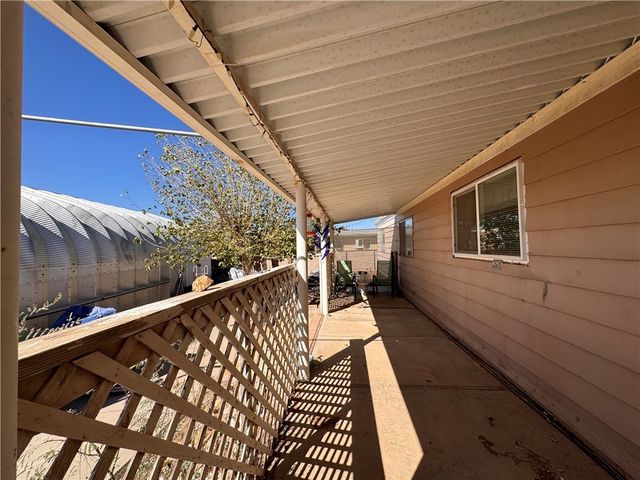 4517 N N Thurman Dr Drive, Golden Valley, AZ 86413