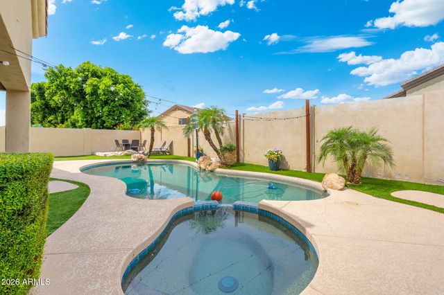 10412 E ACOMA Drive, Scottsdale, AZ 85255