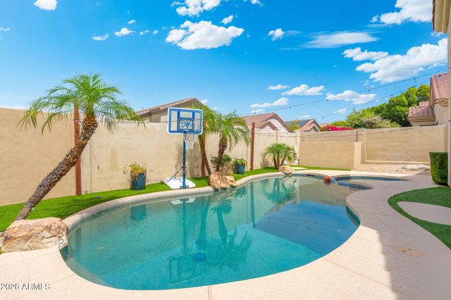 10412 E ACOMA Drive, Scottsdale, AZ 85255