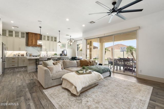 10412 E ACOMA Drive, Scottsdale, AZ 85255
