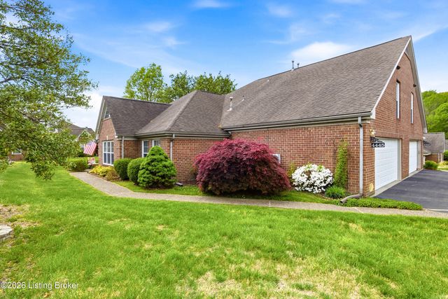 4445 Southbridge Ct, Louisville, KY 40272