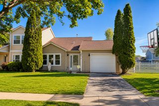387 Chaparral Circle 387, Elgin, IL 60120