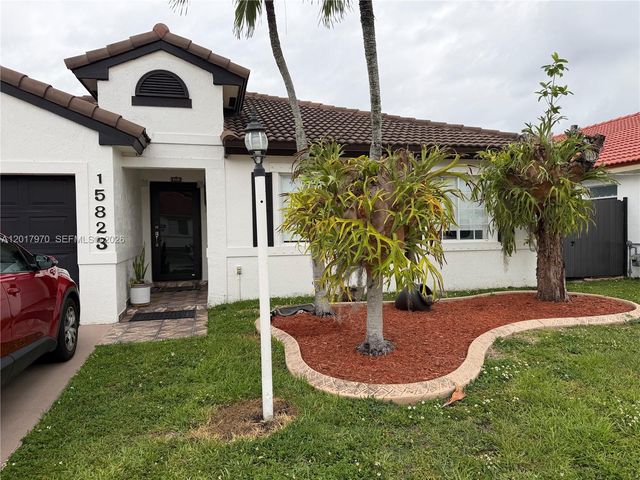 15823 SW 82nd Street, Miami, FL 33193