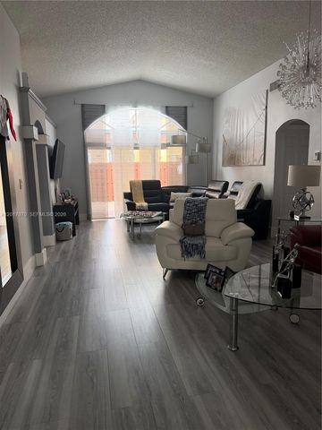 15823 SW 82nd Street, Miami, FL 33193