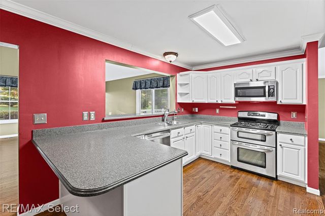 4224 W Four Lakes Avenue, Linden, MI 48451