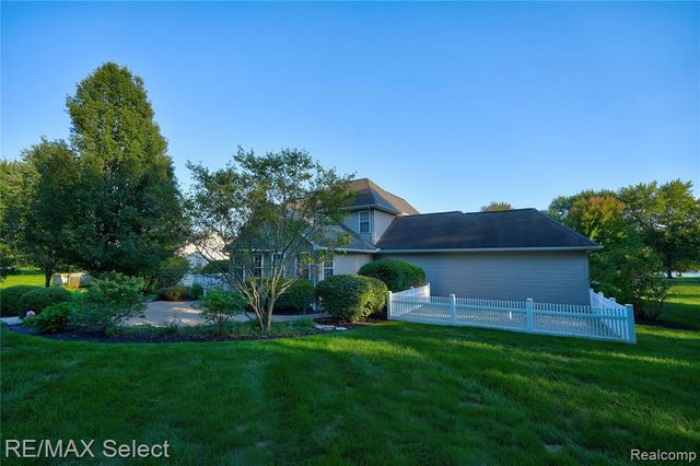 4224 W Four Lakes Avenue, Linden, MI 48451