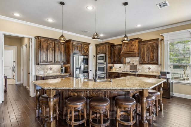 6008 The Resort Boulevard, Fort Worth, TX 76179