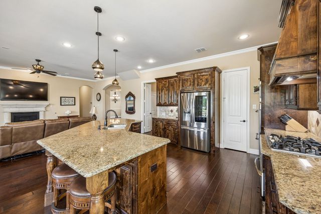 6008 The Resort Boulevard, Fort Worth, TX 76179