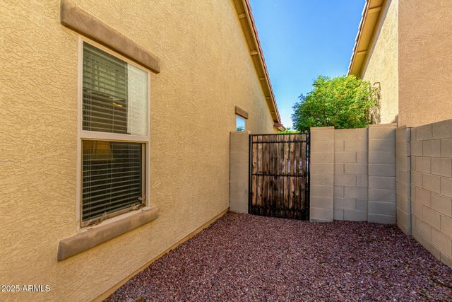 2771 S CONESTOGA Road, Apache Junction, AZ 85119