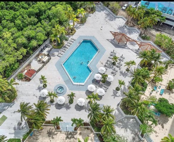 100 Bayview Drive 1825, Sunny Isles Beach, FL 33160