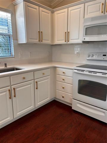 1204 FLAMINGO, The Villages, FL 32162