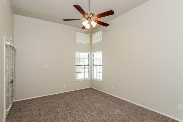 2416 Sutton Drive, Arlington, TX 76018