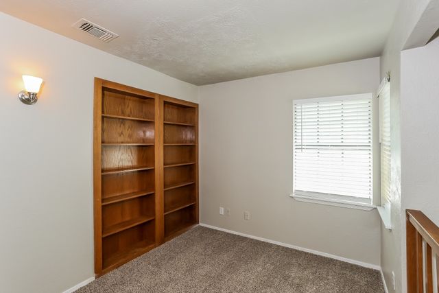 2416 Sutton Drive, Arlington, TX 76018