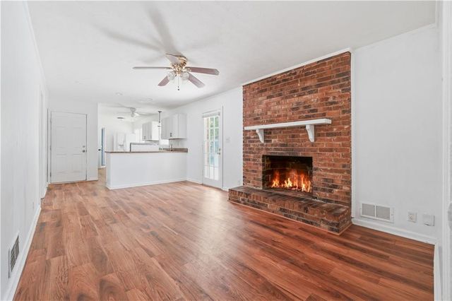 886 Oakhill Court, Stone Mountain, GA 30087