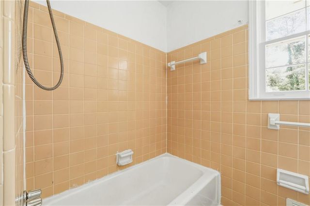 886 Oakhill Court, Stone Mountain, GA 30087