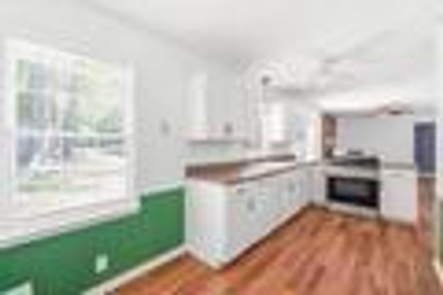 886 Oakhill Court, Stone Mountain, GA 30087