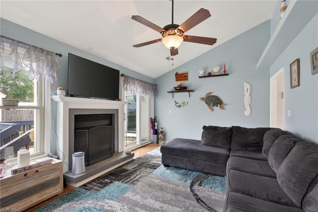 3232 White Cedar DR, Chesapeake, VA 23323