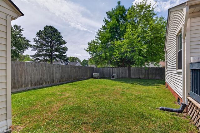 3232 White Cedar DR, Chesapeake, VA 23323