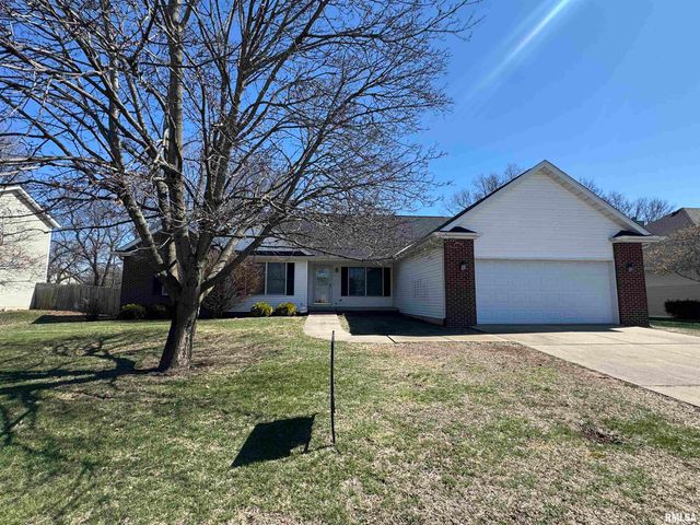 740 1ST Street, Sherman, IL 62684