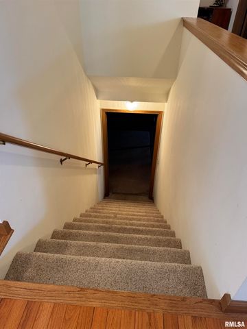 740 1ST Street, Sherman, IL 62684