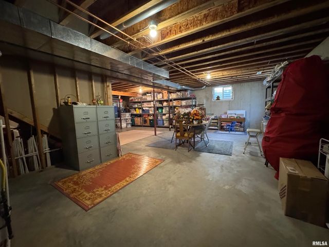 740 1ST Street, Sherman, IL 62684