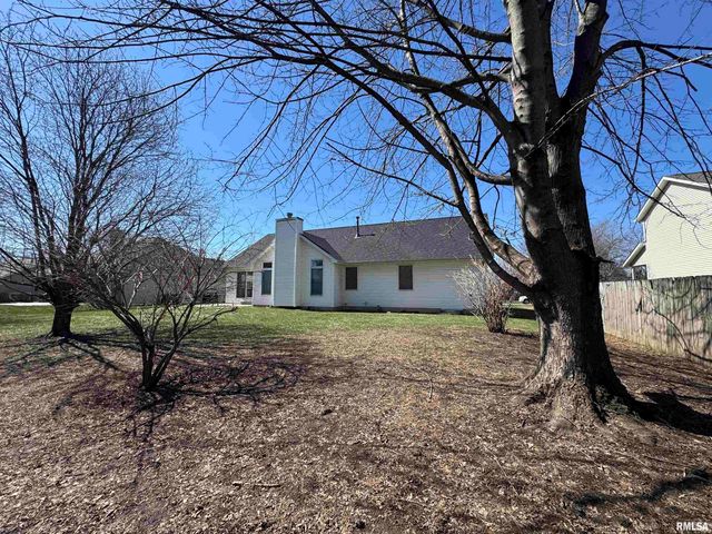 740 1ST Street, Sherman, IL 62684