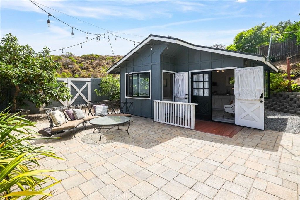 Image 17 of property listing at 1807 Valencia, Carlsbad, CA 92008